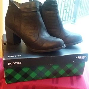 Arizona Black Booties